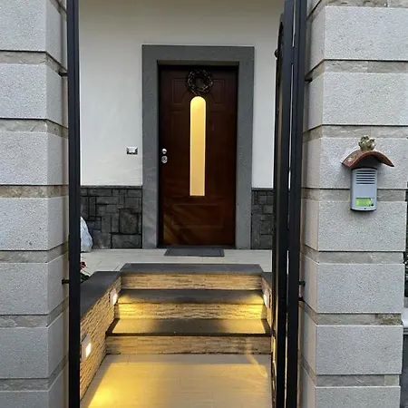 La Pigna Dell'etna Apartment *